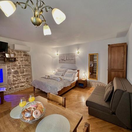 Diocletian Wine Studio Apartment II Split Exterior foto