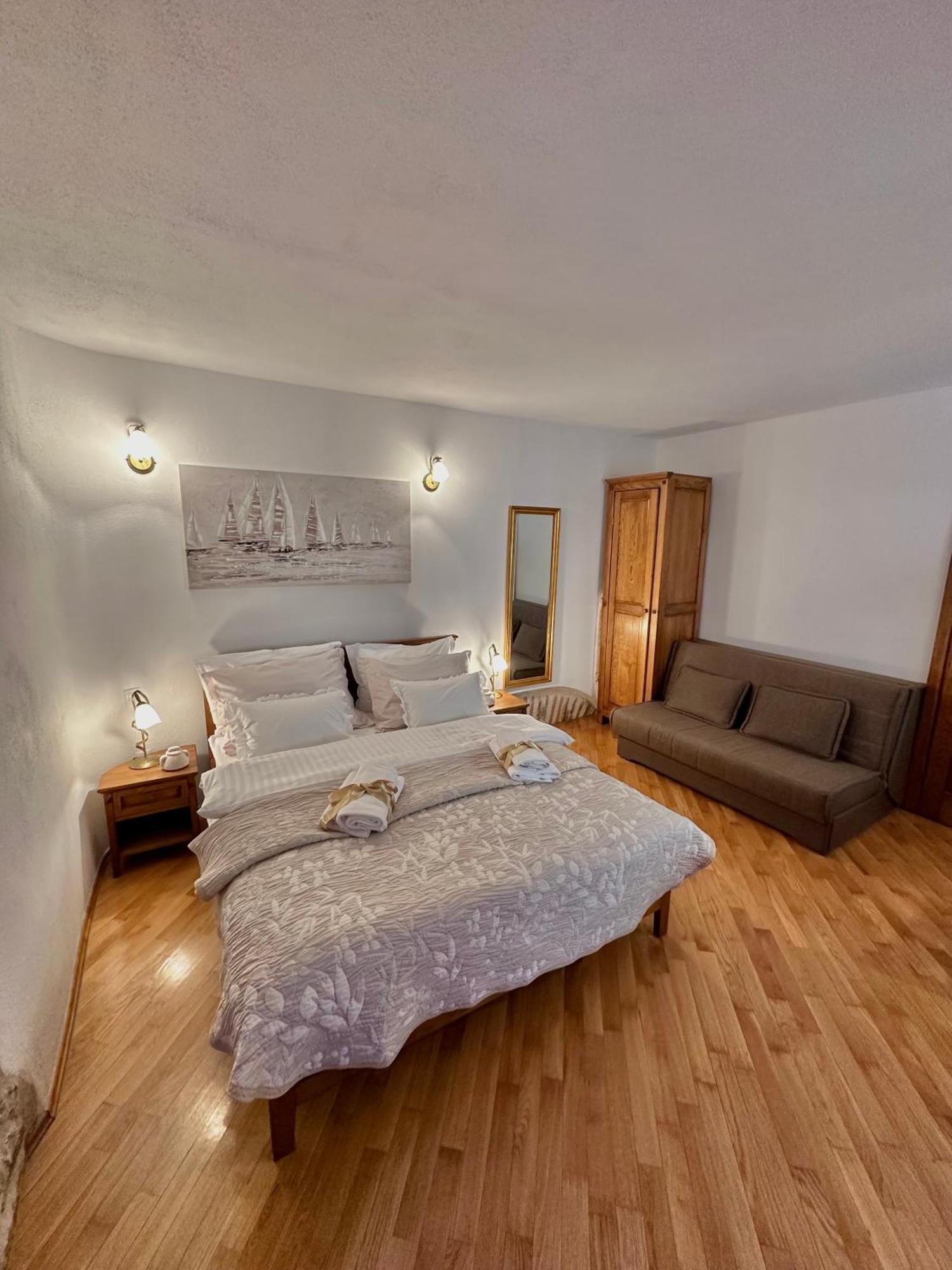 Diocletian Wine Studio Apartment II Split Exterior foto