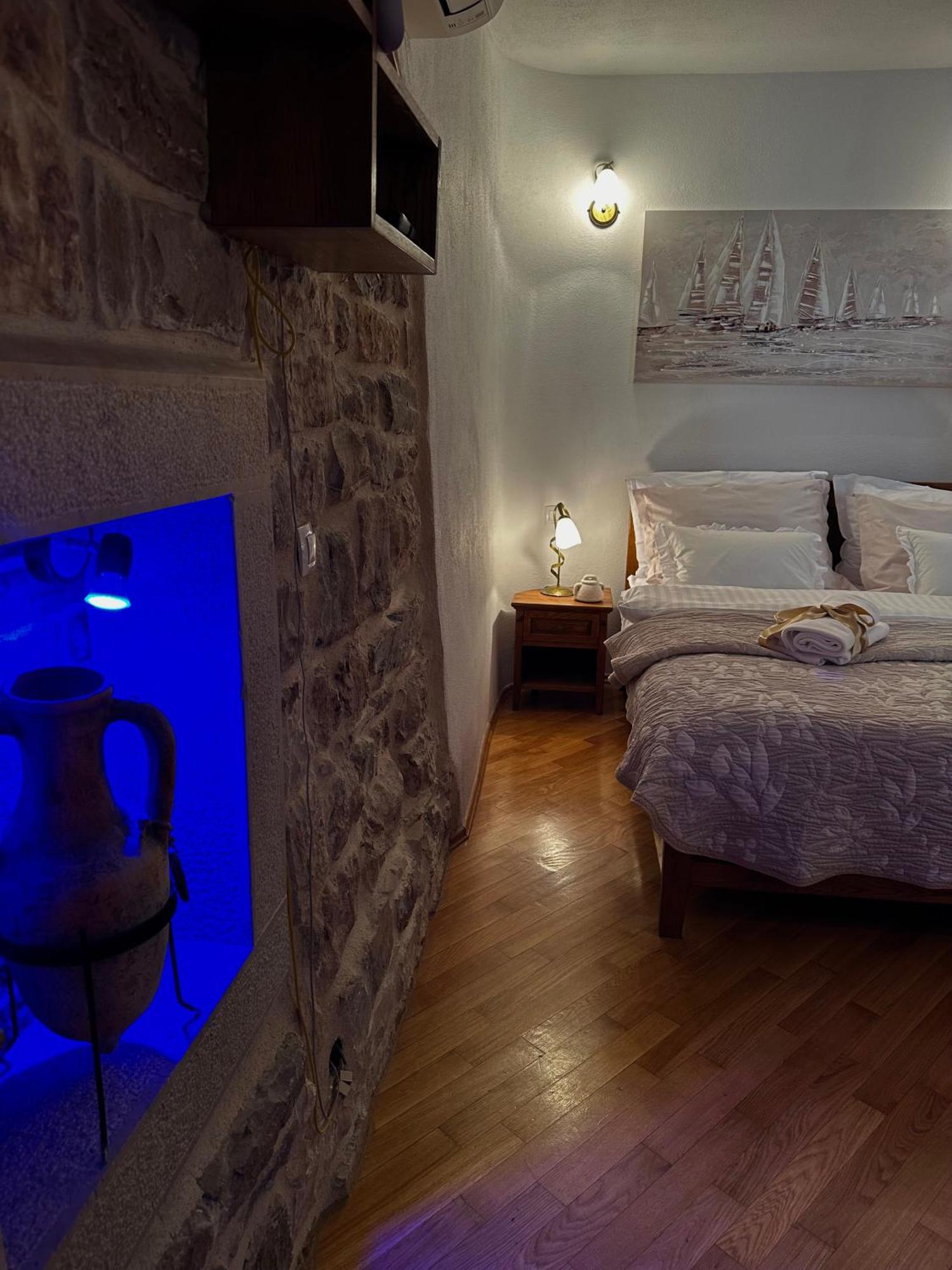 Diocletian Wine Studio Apartment II Split Exterior foto