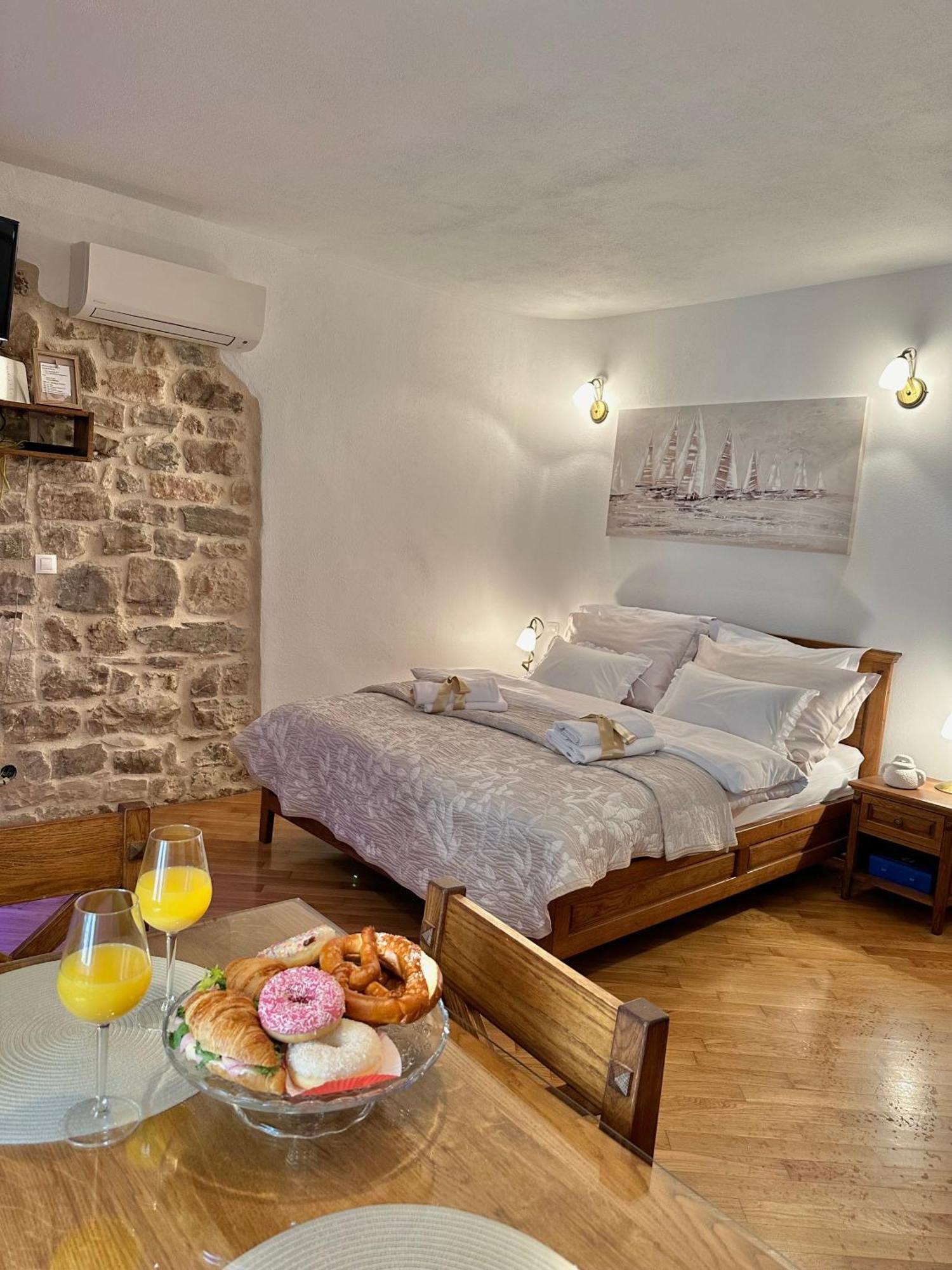 Diocletian Wine Studio Apartment II Split Exterior foto