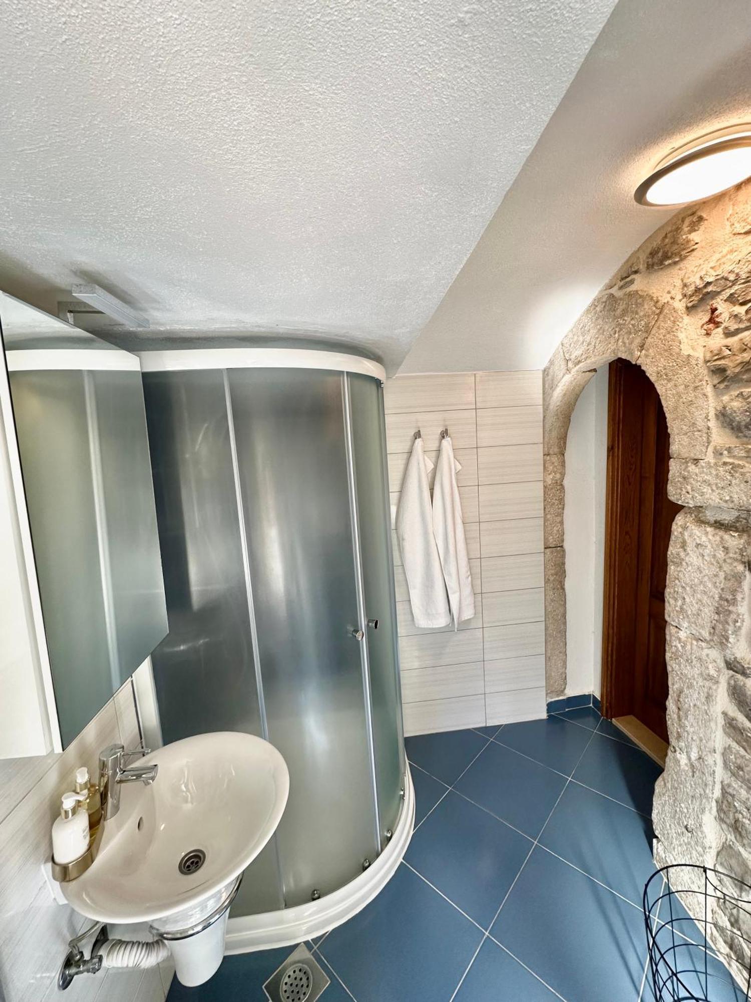 Diocletian Wine Studio Apartment II Split Exterior foto