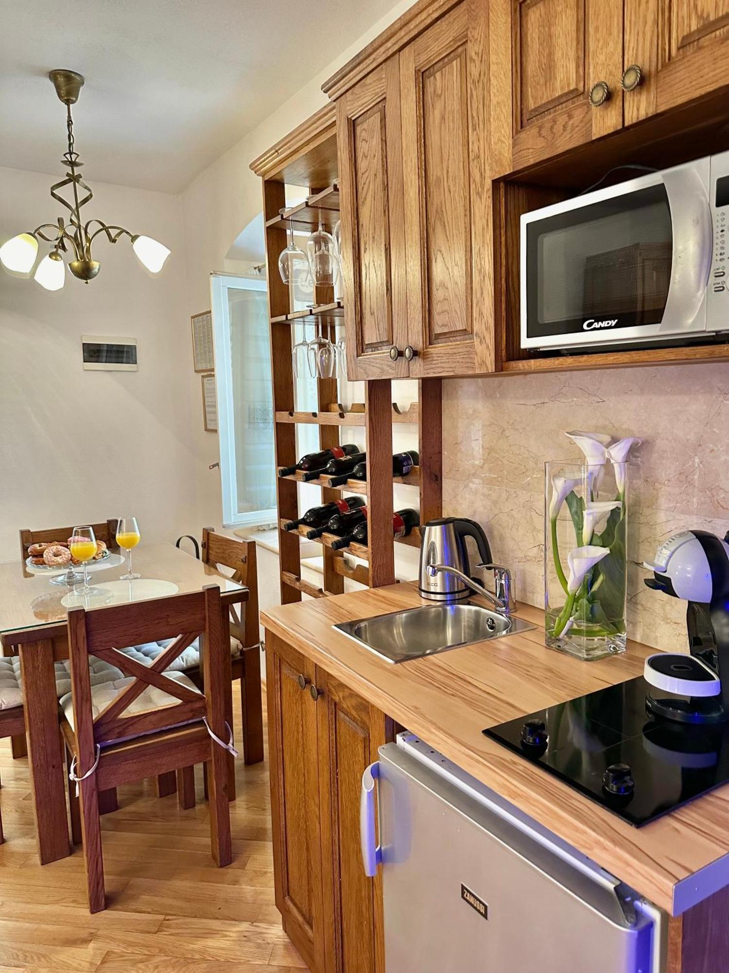 Diocletian Wine Studio Apartment II Split Exterior foto